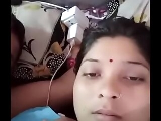 Hot Surface Bhabhi Mamma Eager for apart from Pinch pennies